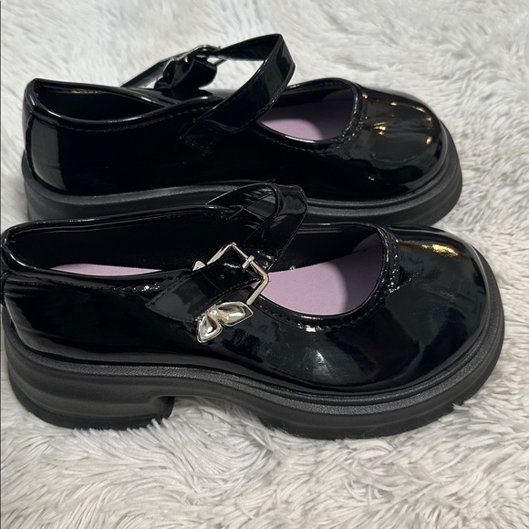 ❤️ NWT Amazon Fashion Girls Dress Shoes - Picture 2 of 4